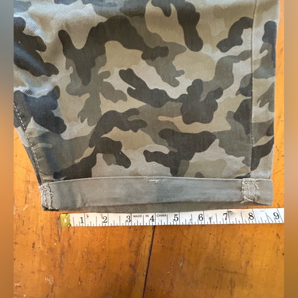 Women’s Camouflage Shorts - Picture 9 of 9